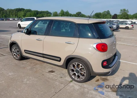 2014 Fiat 500L Trekking z USA, uszkodzony, nr VIN ZFBCFADH9EZ019203